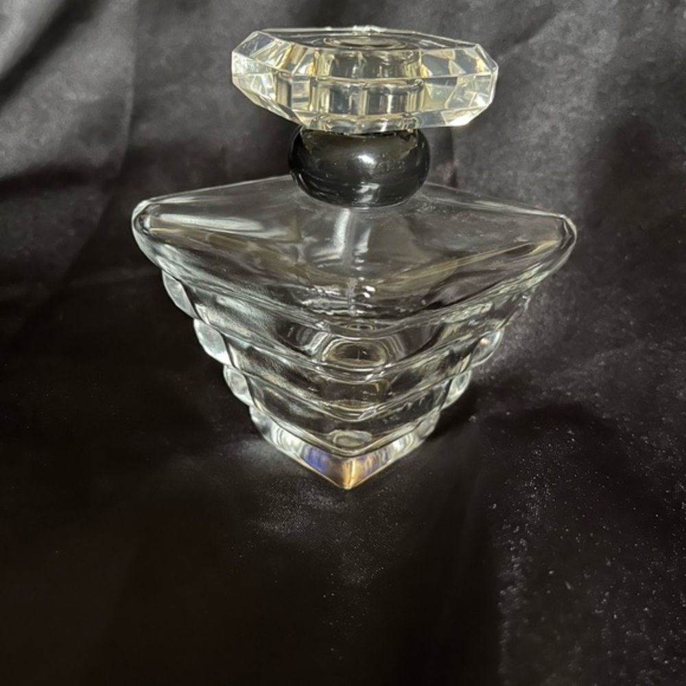 DESIGNER~GLASS ELEGANT PERFUME BOTTLE~